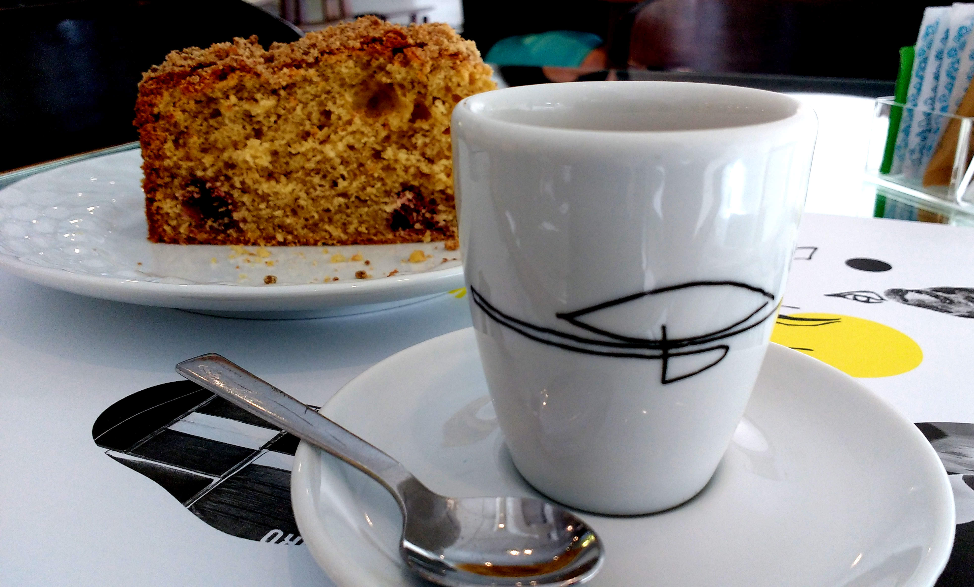Café expresso e torta muffin amora Mon Café