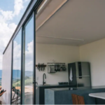 CASA VISTA – Um airbnb que mistura arte, design e natureza